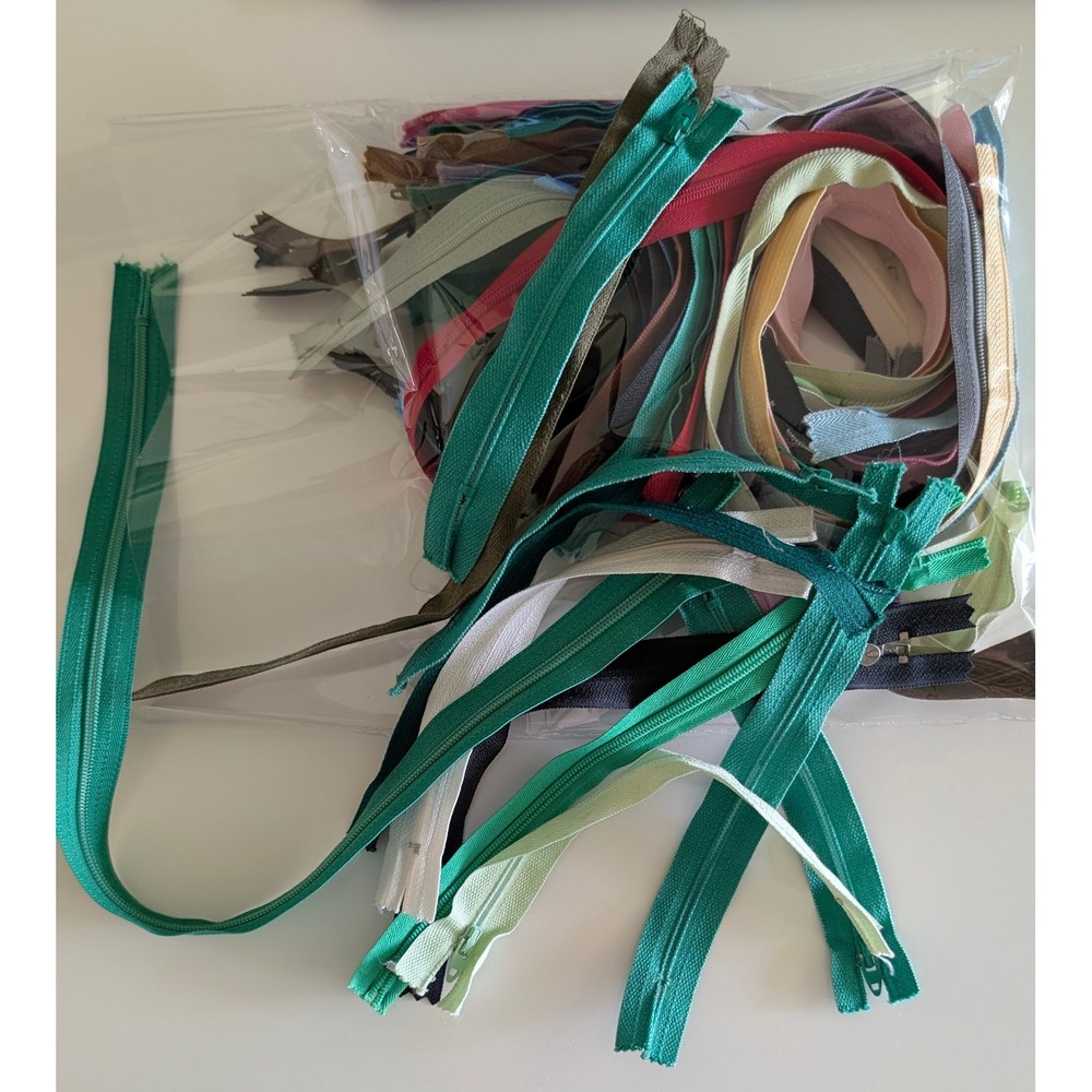 Vintage Mix of 50 Zippers Assorted Colors Lengths 6-20" Sewing Crafting Notions